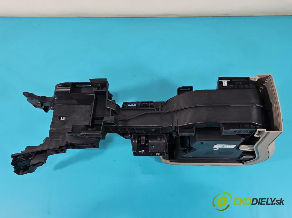 Ford Escape III 12-19 1.5 ECOBOOST: 182KM automatic 134 kW 1498 cm3 5- operadlo FC102357535 (Lakťové opierky)