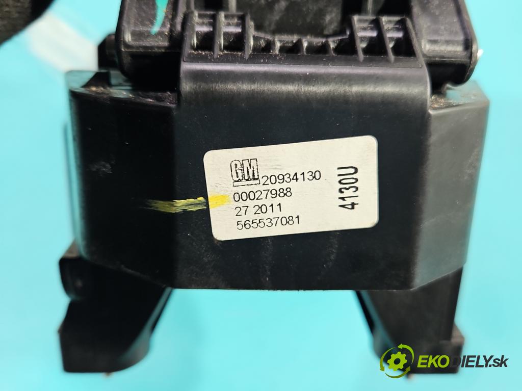 Opel Insignia A 2008-2017 2.0 CDTI 131 HP automatic 96 kW 1956 cm3 5- Páka: Změny: stupeň,rýchlosť 20934130 (Rýchlostné páky / kulisy)