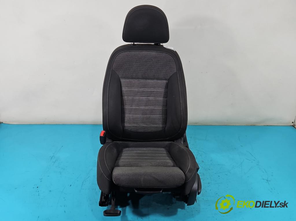 Opel Insignia A 2008-2017 2.0 CDTI 131 HP automatic 96 kW 1956 cm3 5- Sedačka ľavý  (Sedačky, sedadlá)