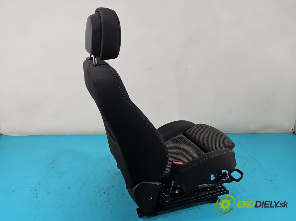 Opel Insignia A 2008-2017 2.0 CDTI 131 HP automatic 96 kW 1956 cm3 5- Sedačka ľavý  (Sedačky, sedadlá)