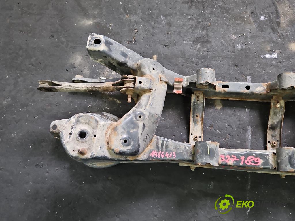 Ford Escape III 12-19 1.5 ECOBOOST: 182KM automatic 134 kW 1498 cm3 5- zadní výztuha  (Výztuhy zadní)