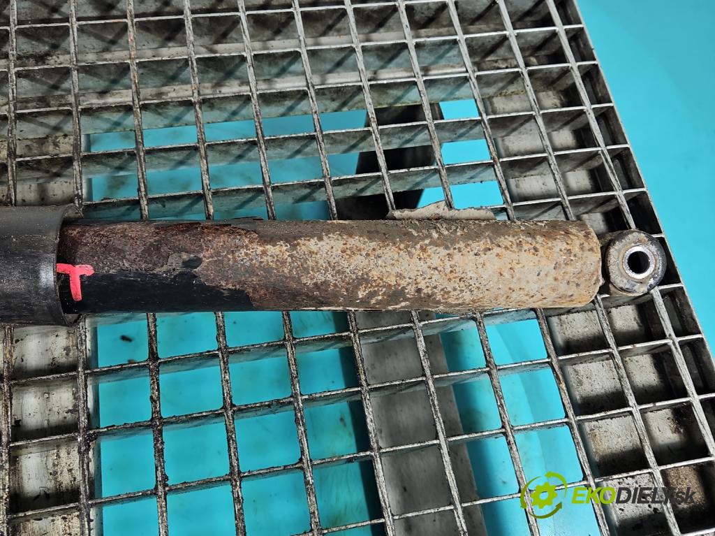 Ford Escape III 12-19 1.5 ECOBOOST: 182KM automatic 134 kW 1498 cm3 5- tlumič zadní pravý