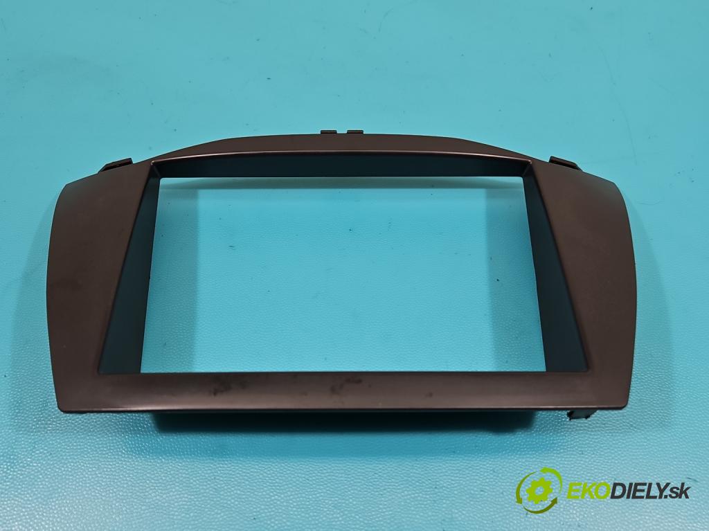 Hyundai Ix35 2.0 16V 163 HP automatic 120 kW 1998 cm3 5- Radio BLAUPUNKT NEW YORK 800