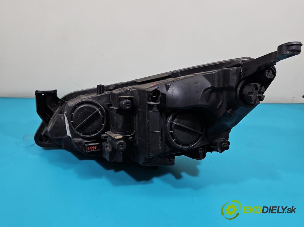 Opel Astra IV 2009-2015 1.7 CDTI 125 HP manual 92 kW 1686 cm3 5- Reflektor: pravý 13253647 (Pravé)
