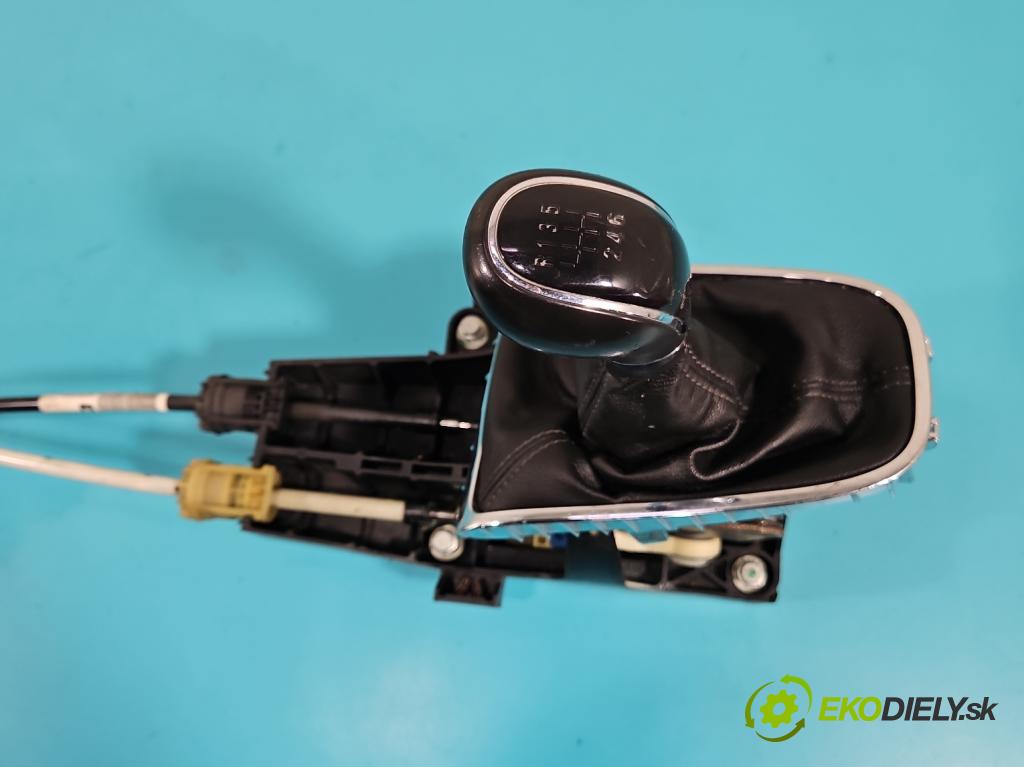 Opel Astra IV 2009-2015 1.7 CDTI 125 HP manual 92 kW 1686 cm3 5- Páka: Změny: stupeň,rýchlosť 55563829 (Rýchlostné páky / kulisy)