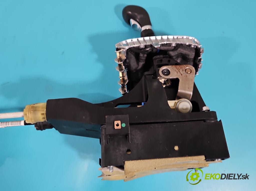 Opel Astra IV 2009-2015 1.7 CDTI 125 HP manual 92 kW 1686 cm3 5- Páka: Změny: stupeň,rýchlosť 55563829 (Rýchlostné páky / kulisy)