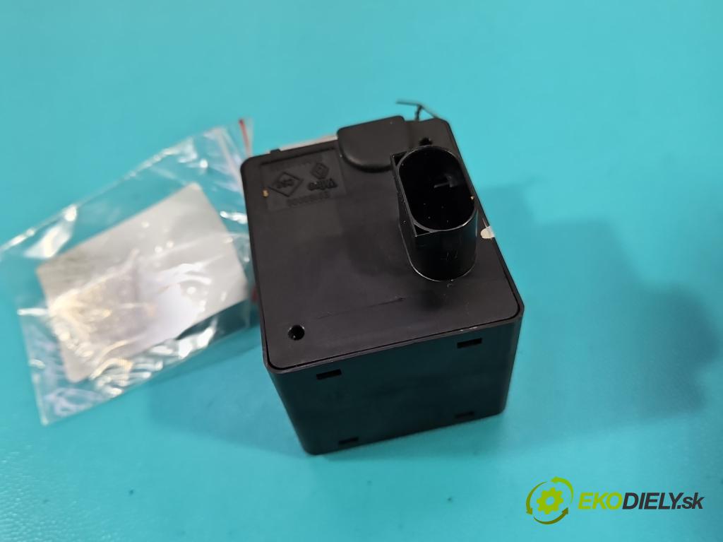 Renault Megane II 2003-2008 1.4 16V 98 HP manual 72 kW 1390 cm3 5- Blokáda: řízení: 8200033233 (Ostatné)