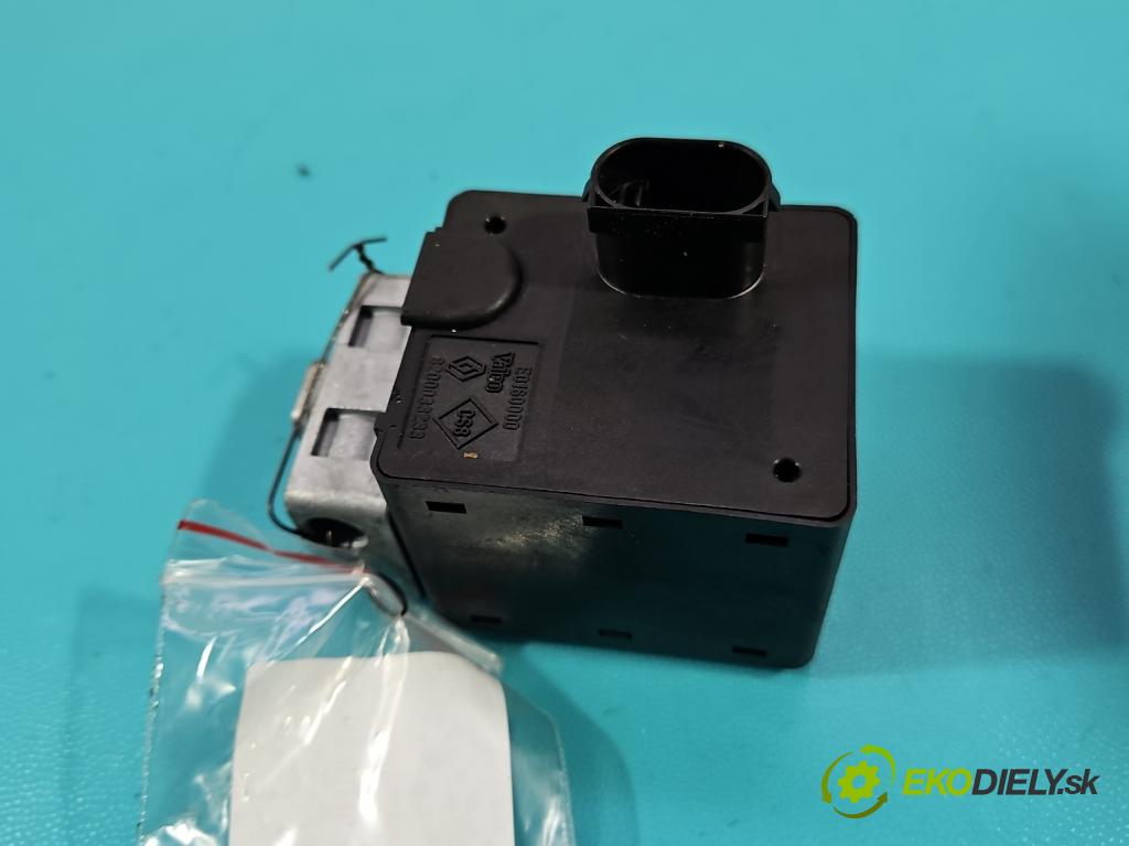 Renault Megane II 2003-2008 1.4 16V 98 HP manual 72 kW 1390 cm3 5- Blokáda: řízení: 8200033233 (Ostatné)