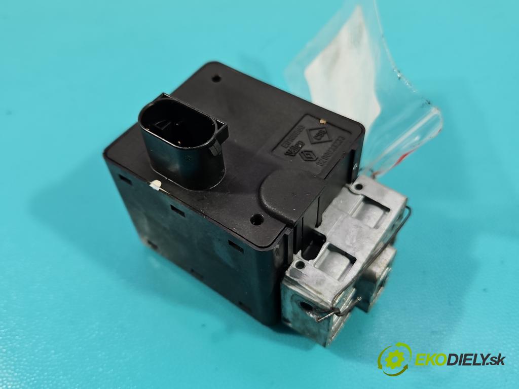 Renault Megane II 2003-2008 1.4 16V 98 HP manual 72 kW 1390 cm3 5- Blokáda: řízení: 8200033233 (Ostatné)