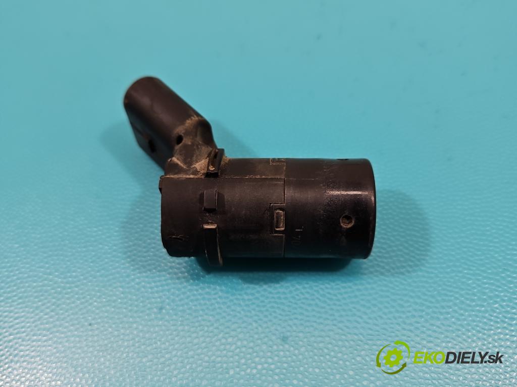 Audi A4 B6 2000-2004 1.9 TDI AVF 131 HP manual 96 kW 1896 cm3 4- snímač parkovaní: 4B0919275B