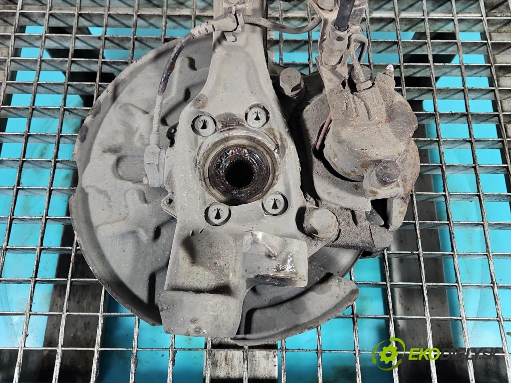 Audi A4 B6 2000-2004 1.9 TDI (AVF) 131 HP manual 96 kW 1896 cm3 4- náboj pravé  (Náboje)