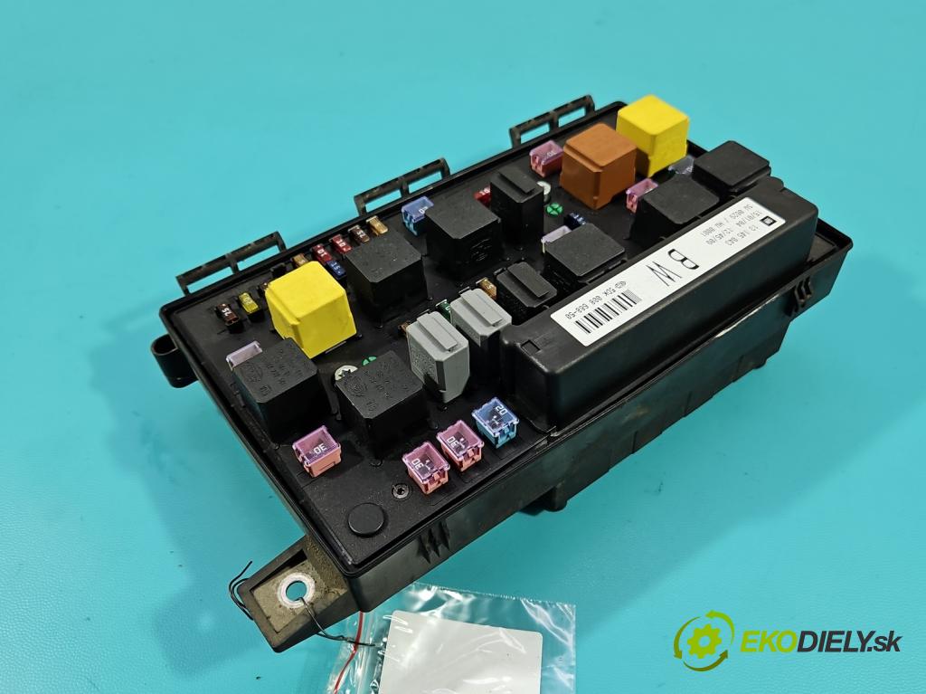 Opel Astra III 2004-2014 1.8 16V 125 hp manual 92 kW 1796 cm3 5- skříňka pojistková 13145043 (Pojistkové skříňky)