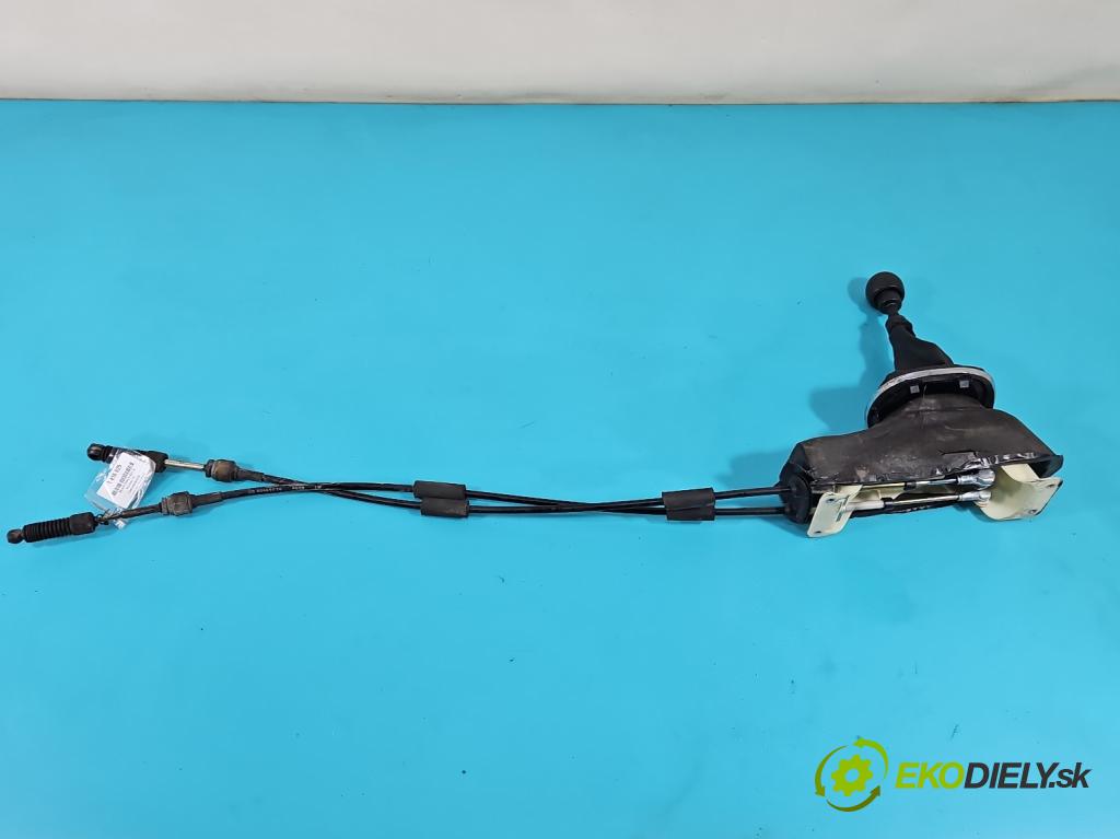 Alfa romeo 147 1.9 JTD 116 HP manual 85 kW 1910 cm3 3- Páka: Změny: stupeň,rýchlosť 7353088490 (Rýchlostná páka (kulisa))