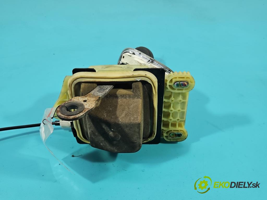 Mercedes C W203 2000-2007 1.8 kompresor 143 HP automatic 105 kW 1796 cm3 4- Páka: Změny: stupeň,rýchlosť A2032675524 (Rýchlostná páka (kulisa))