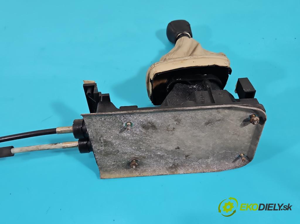 Ford Galaxy Mk1 1995-2006 2.3 16v 145 HP manual 107 kW 2295 cm3 5- Páka: Změny: stupeň,rýchlosť 7M0711072A (Rýchlostná páka (kulisa))