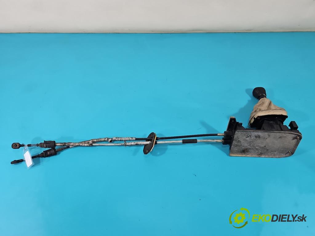 Ford Galaxy Mk1 1995-2006 2.3 16v 145 HP manual 107 kW 2295 cm3 5- Páka: Změny: stupeň,rýchlosť 7M0711072A (Rýchlostná páka (kulisa))