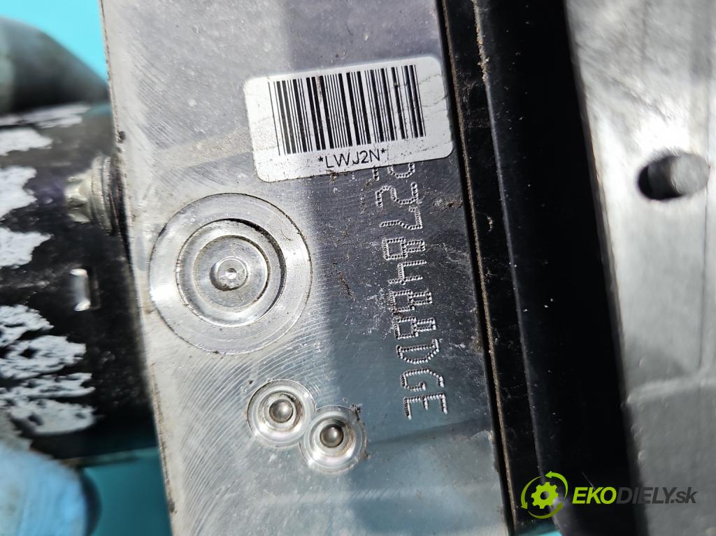 Opel Insignia A 2008-2017 2.0 CDTI 131 HP automatic 96 kW 1956 cm3 5- čerpadlo abs 22757649 (Pumpy ABS)