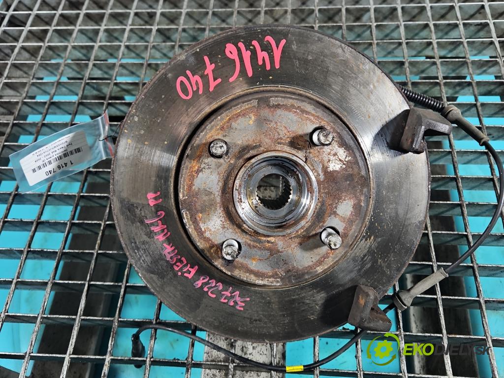 Ford Fiesta Mk6 2002-2008 1.4 TDCI 68 HP manual 50 kW 1399 cm3 5- náboj pravé  (Náboje)