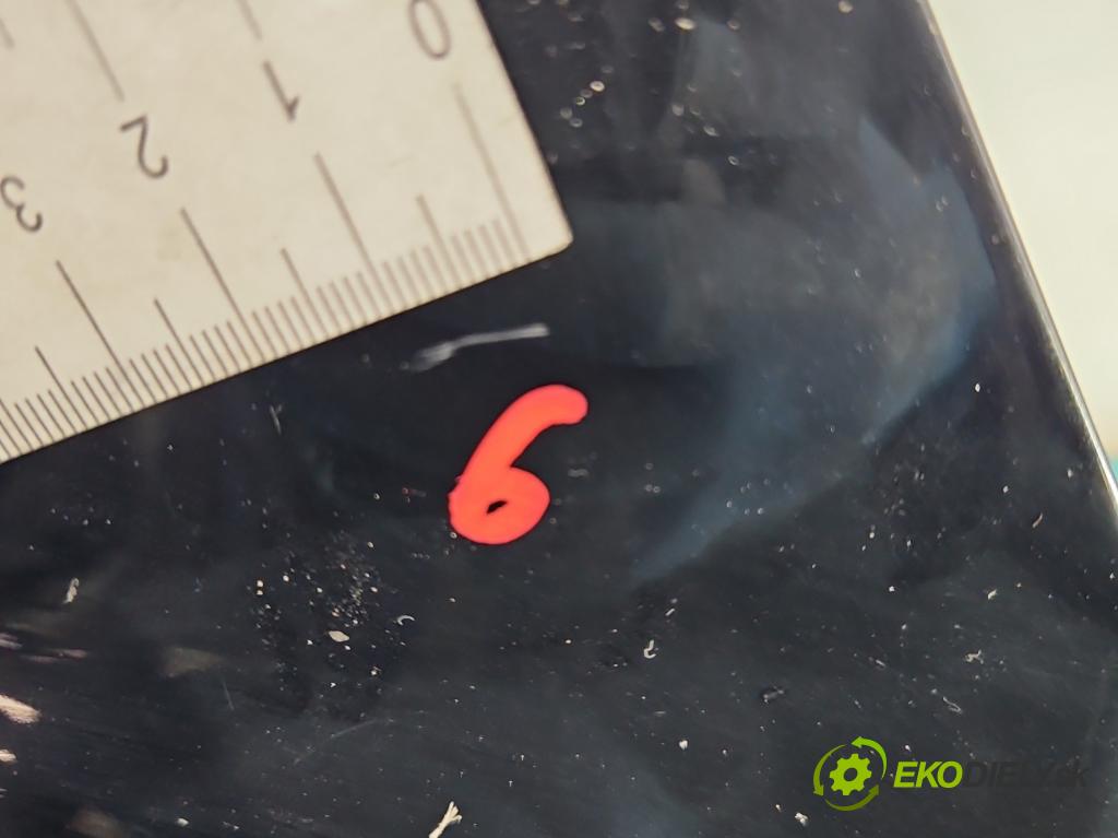 Ford Fiesta Mk6 2002-2008 1.4 TDCI 68 hp manual 50 kW 1399 cm3 5- blatnik přední levý  (Predné ľavé)