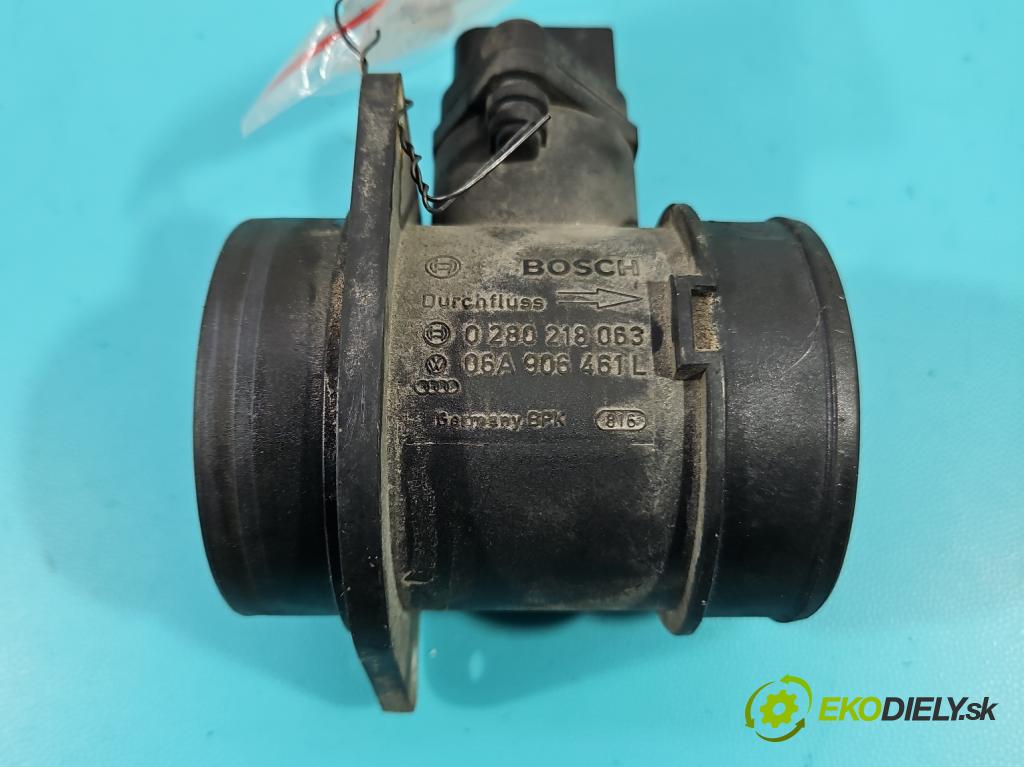 Audi A4 B7 2004-2008 1.8 T 163 HP manual 120 kW 1781 cm3 5- průtokoměr: 0280218063 (Váhy vzduchu)