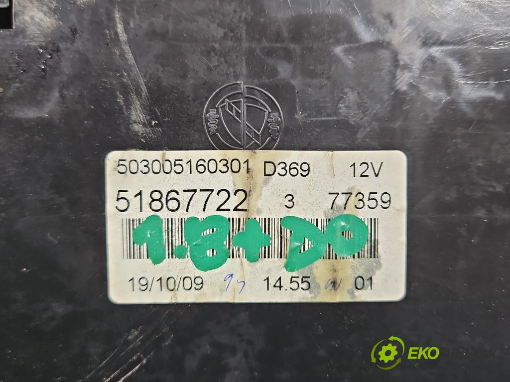 Fiat Doblo II 2010- 1.6 JTD 101 HP manual 74 kW 1598 cm3 5- prístrojovka/ budíky 51867722 (Prístrojové dosky, displeje)