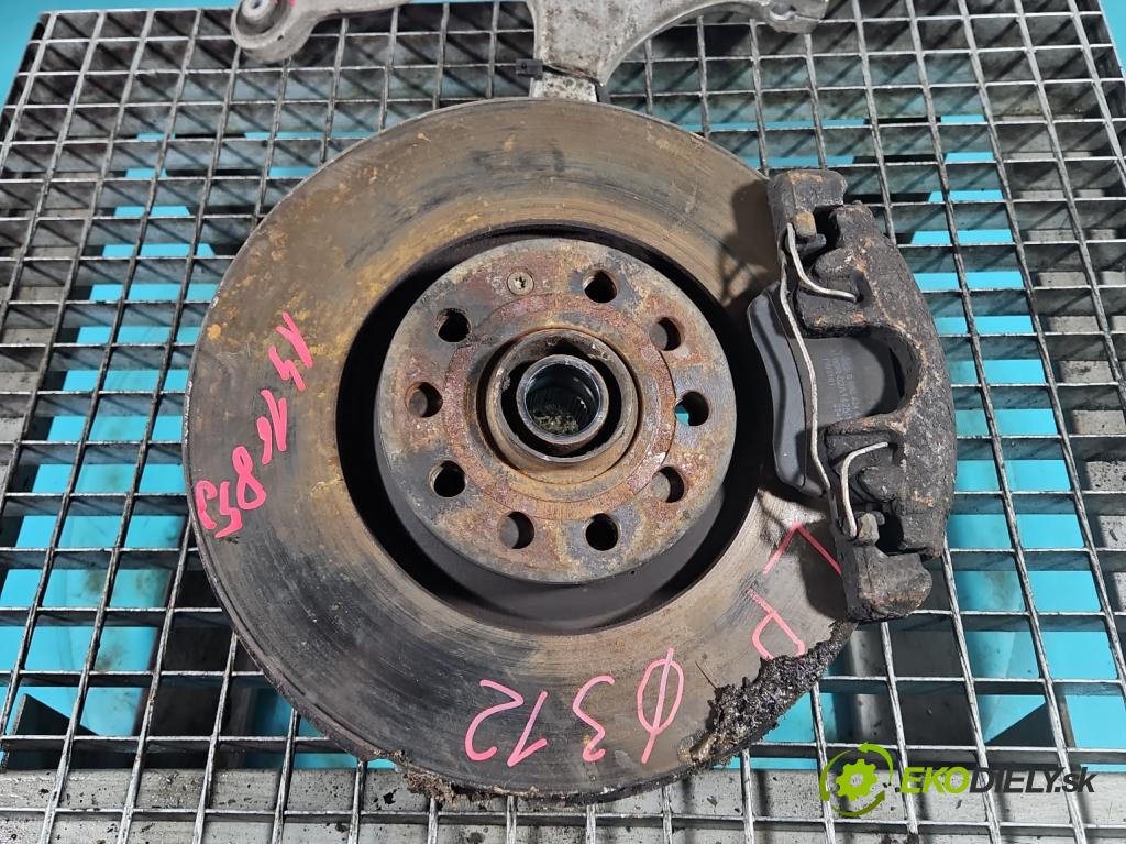 Audi A4 B7 2004-2008 1.8 T 163 HP manual 120 kW 1781 cm3 5- náboj ľavé  (Náboje)