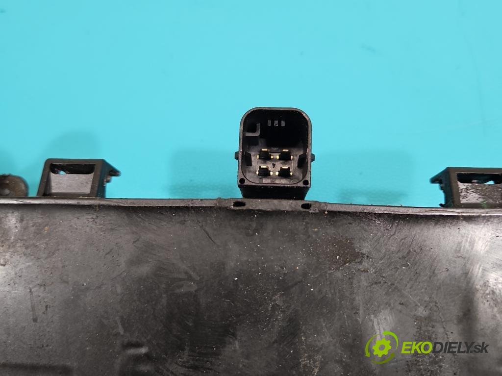 Peugeot 207 1.4b: 73 HP manual 54 kW 1360 cm3 5- cievka zapaľovacia  (Zapaľovacie cievky, moduly)