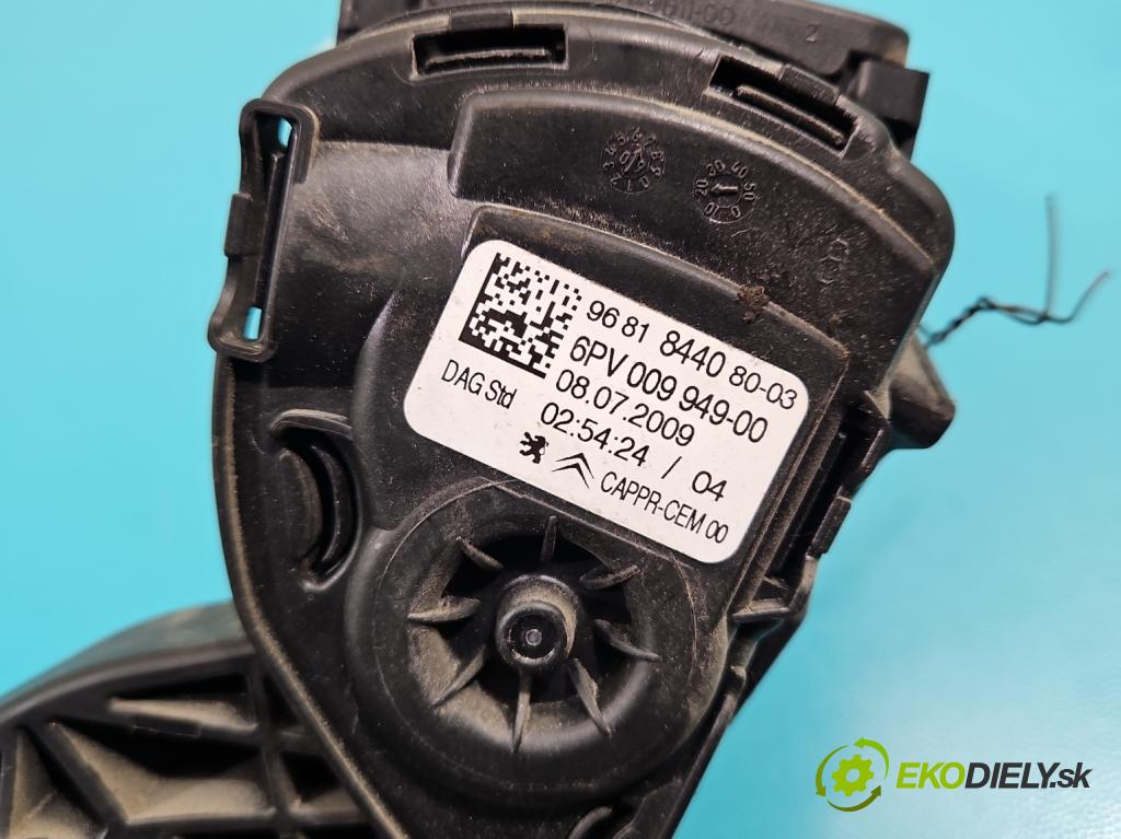 Peugeot 207 1.4 8v 73 HP manual 54 kW 1360 cm3 5- pedal plyn potenciometr: 9681844080