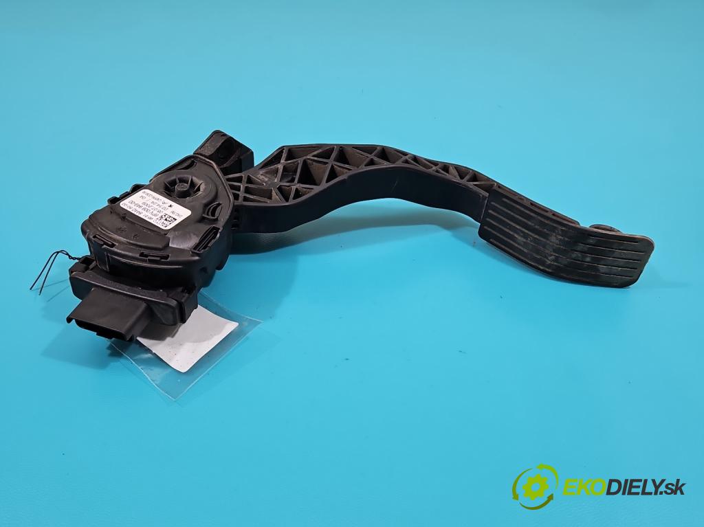 Peugeot 207 1.4 8v 73 HP manual 54 kW 1360 cm3 5- pedal plyn potenciometr: 9681844080