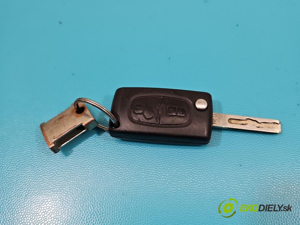 Peugeot 207 1.4b: 73 HP manual 54 kW 1360 cm3 5- Spínačka  (Spínacie skrinky a kľúče)