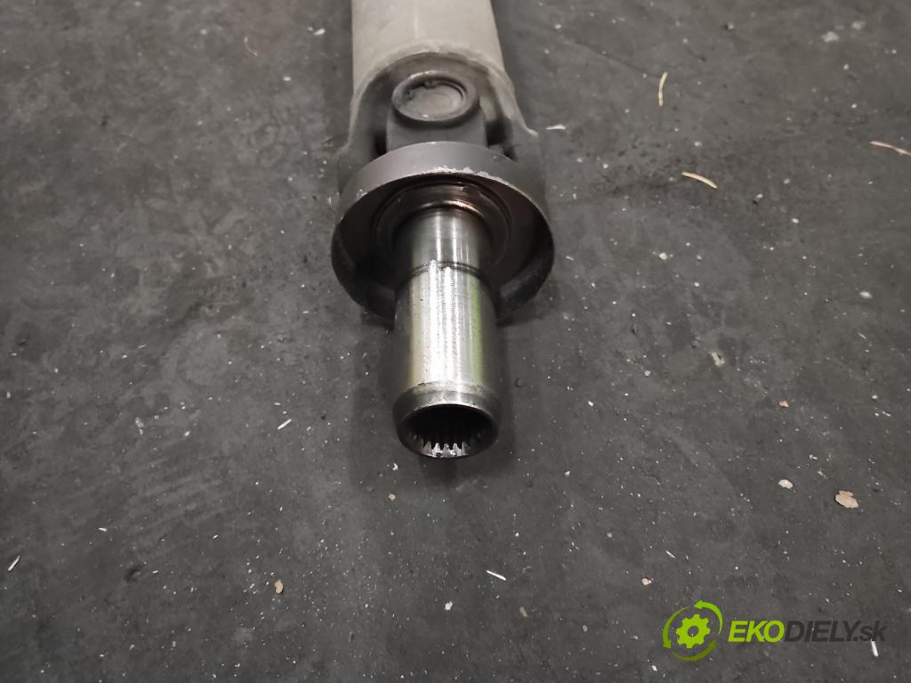 Hyundai H1 2.5 CRDI 100 HP manual 73,6 kW 2476 cm3 5- Hřídel: zadné  (Kardaňový hriadeľ)