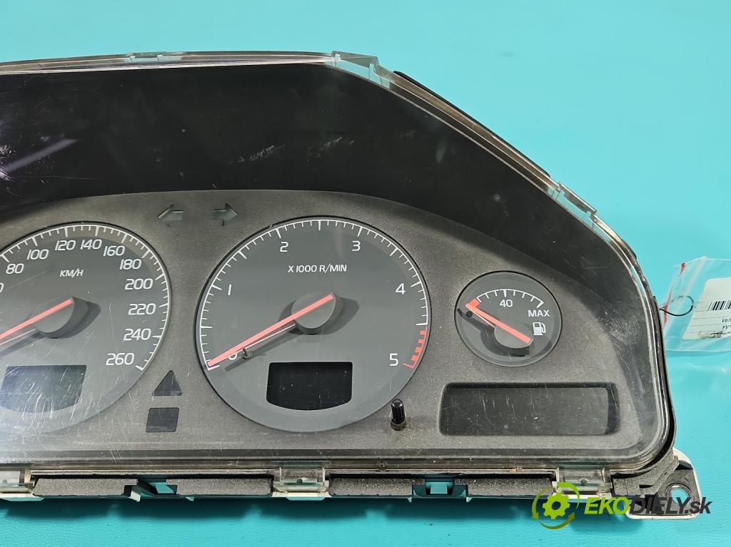Volvo V70 II 1999-2007 2.5 tdi 140 HP manual 103 kW 2461 cm3 5- prístrojovka/ budíky 9472452 (Prístrojové dosky, displeje)