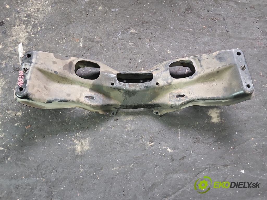 Subaru Impreza III GH 2007-2012 1.5 boxer 107 HP manual 79 kW 1498 cm3 5- výstuha motora 