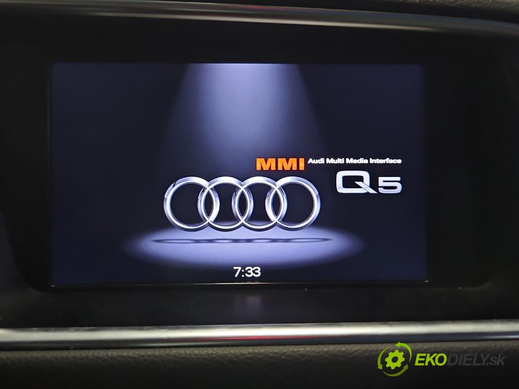 Audi Q5 2008-2016 2.0 TFSI 224hp automatic 165 kW 1984 cm3 5- Zobrazit: 8R0919604A (Prístrojové dosky, displeje)