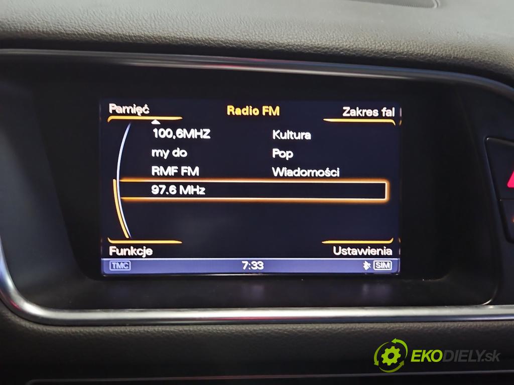 Audi Q5 2008-2016 2.0 TFSI 224hp automatic 165 kW 1984 cm3 5- Zobrazit: 8R0919604A (Prístrojové dosky, displeje)