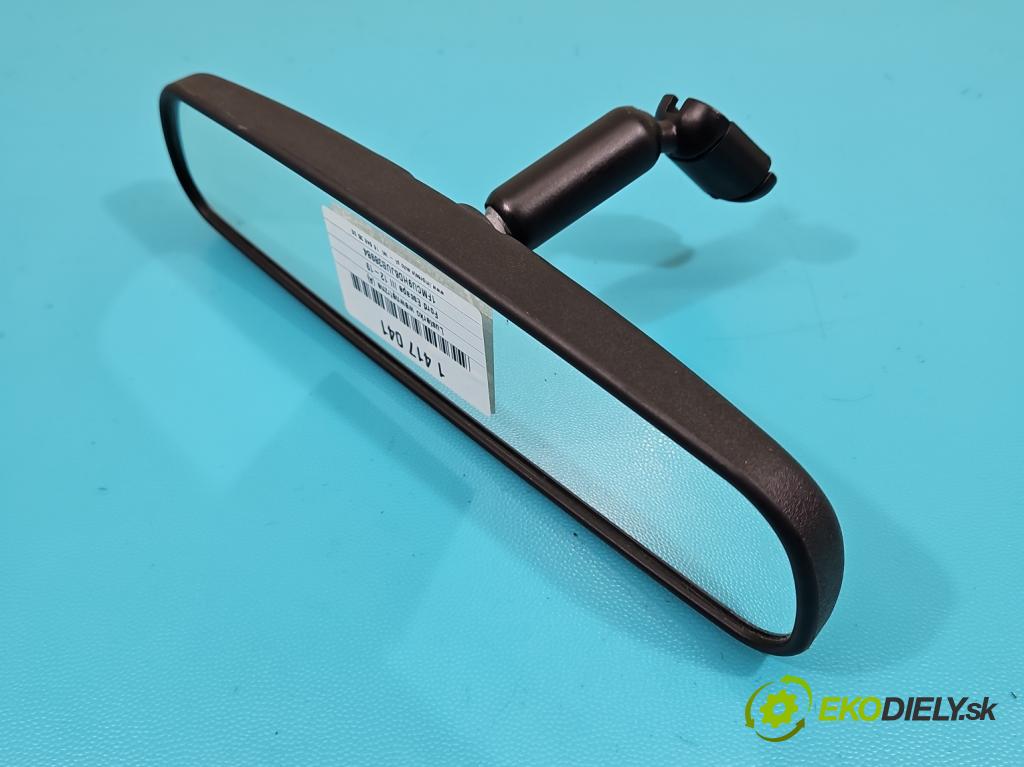 Ford Escape III 12-19 1.5 ECOBOOST: 182KM automatic 134 kW 1498 cm3 5- zpětné zrcátko vnitřní  (Světla vnitřní)