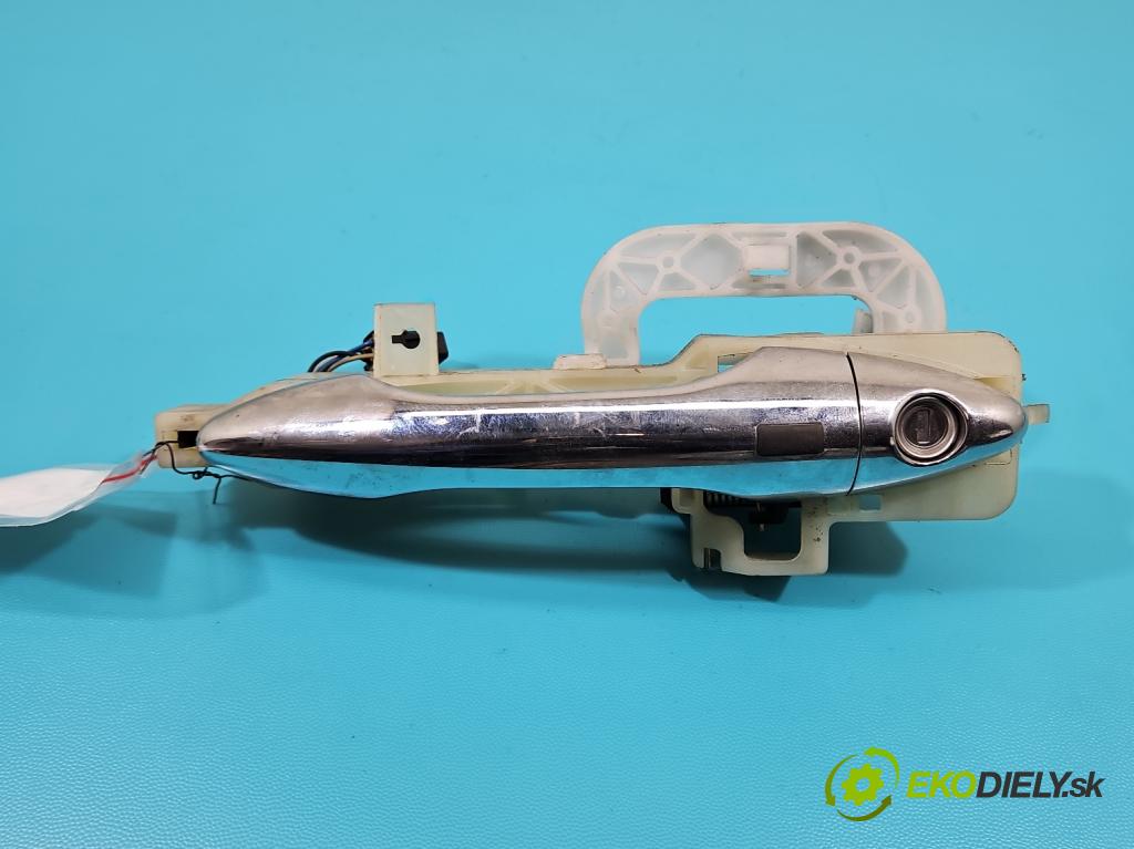 Hyundai Ix35 2.0 16V 163 HP automatic 120 kW 1998 cm3 5- rukoväť predné ľavé mimo:  (Vonkajšie predné ľavé)