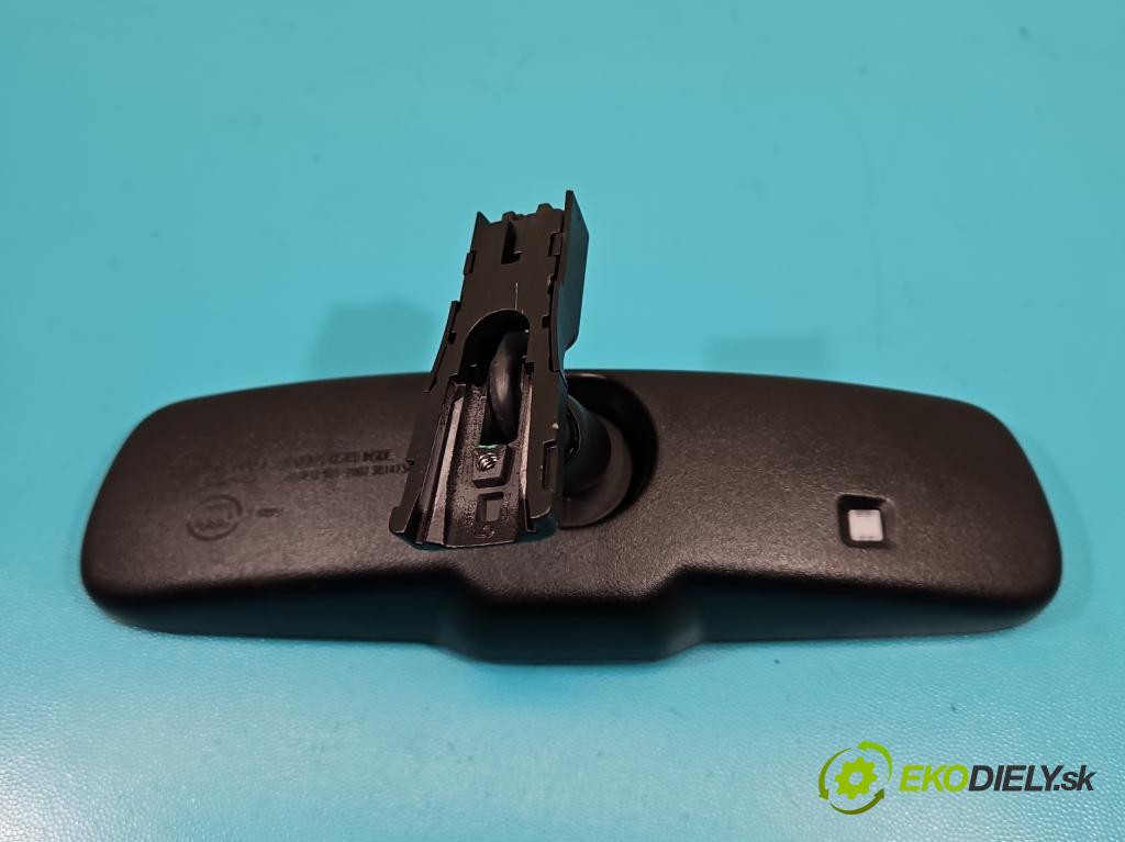 Hyundai Ix35 2.0 16V 163 hp automatic 120 kW 1998 cm3 5- zpětné zrcátko vnitřní  (Světla vnitřní)