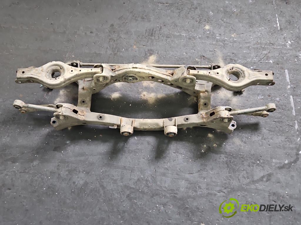 Kia Sportage III 2010-2015 2.0 CRDI 184 hp automatic 135 kW 1998 cm3 5- zadní výztuha  (Výztuhy zadní)