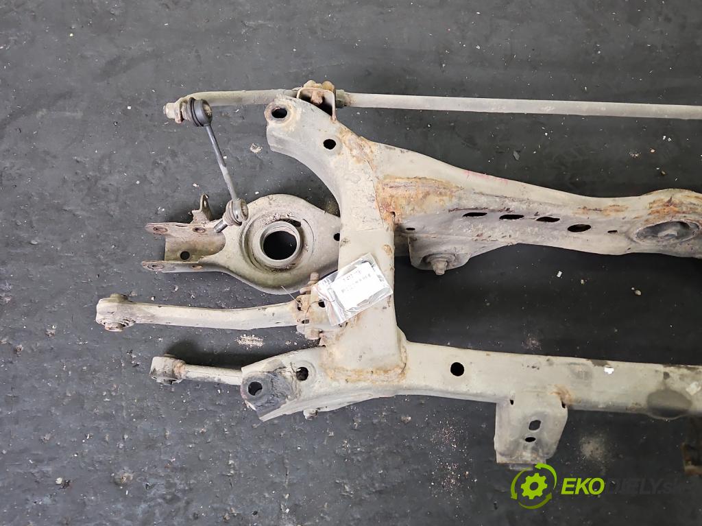 Kia Sportage III 2010-2015 2.0 CRDI 184 hp automatic 135 kW 1998 cm3 5- zadní výztuha  (Výztuhy zadní)