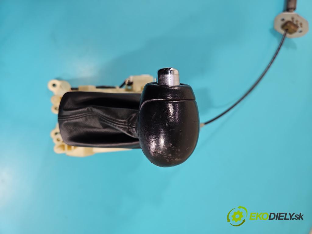 Kia Sportage III 2010-2015 2.0 CRDI 184hp automatic 135 kW 1998 cm3 5- Páka: Změny: stupeň,rýchlosť 467003W110 (Rýchlostná páka (kulisa))