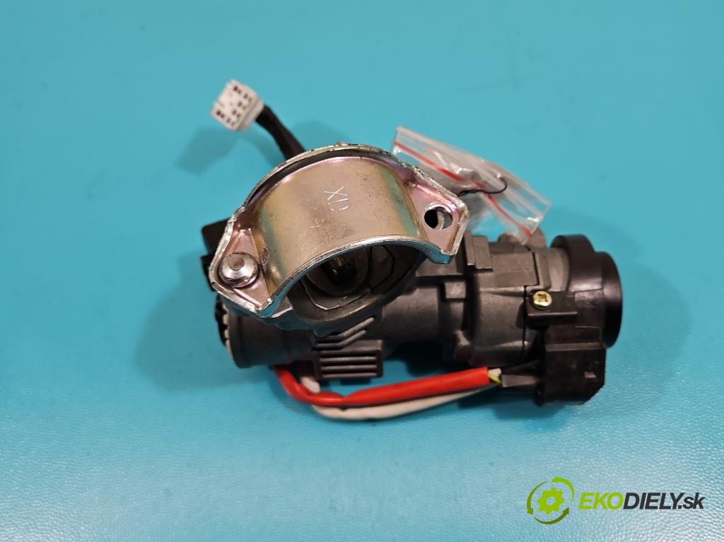 Kia Sportage III 2010-2015 2.0 CRDI 184hp automatic 135 kW 1998 cm3 5- Spínačka  (Spínacie skrinky a kľúče)