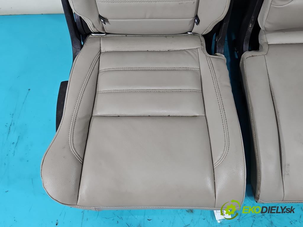 Ford Escape III 12-19 1.5 ECOBOOST: 182KM automatic 134 kW 1498 cm3 5- Pohovka: zadné EJ5A-96605B14-AA (Sedačky, sedadlá)