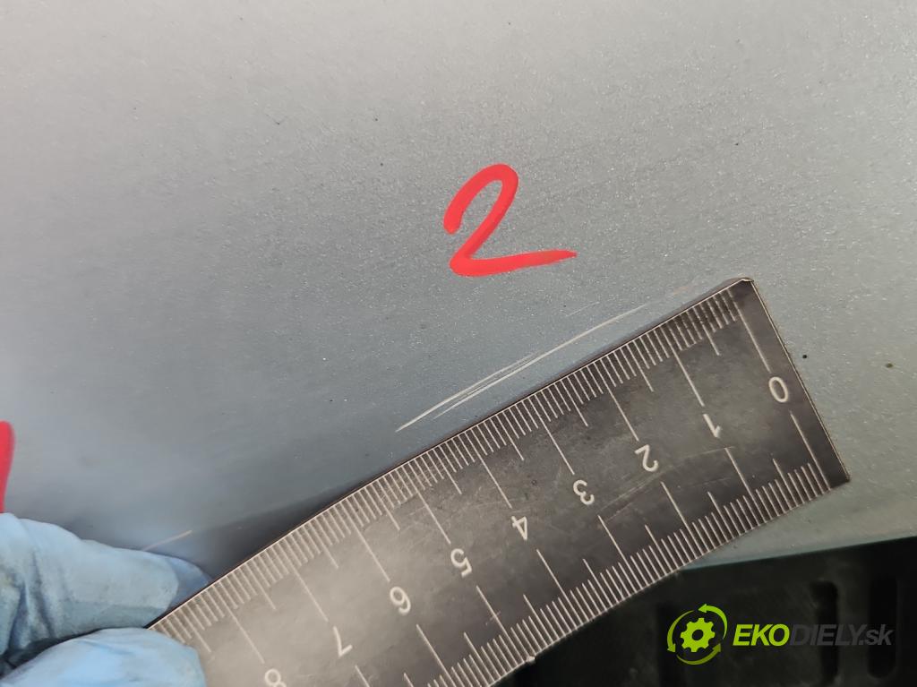 Vw Passat B5 1995-2005 2.0 tdi 136hp manual 100 kW 1968 cm3 4- zadní kufrové dveře (Zadní kapoty)