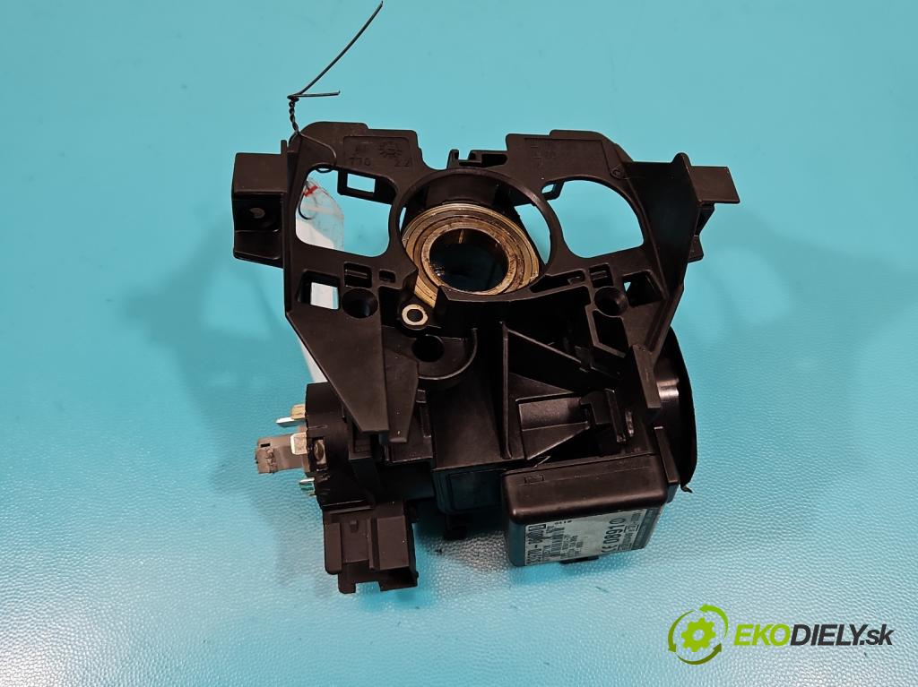 Suzuki Ignis 1.3 16V 94 HP manual 69 kW 1328 cm3 5- Spínačka (Spínacie skrinky a kľúče)