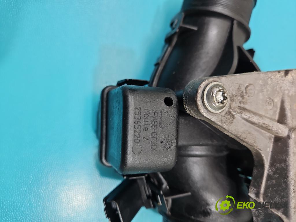 Citroen C4 I 2004-2011 1.6 hdi 90 HP manual 66,2 kW 1560 cm3 3- klapka 9660030480 (Škrtiace klapky)