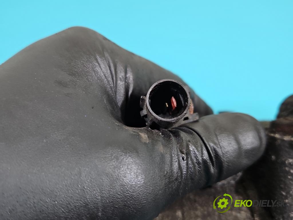 Hyundai H1 2.5 CRDI 100 HP manual 73,6 kW 2476 cm3 5- Kompresor: klimatizácie  (Kompresory klimatizácie)