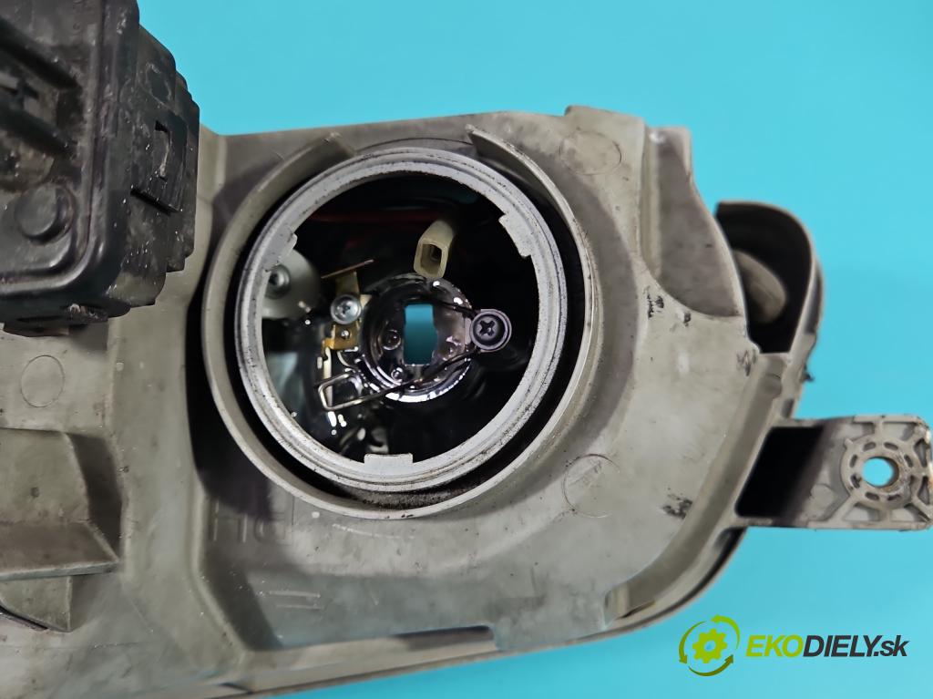 Hyundai H1 2.5 CRDI 100 HP manual 73,6 kW 2476 cm3 5- Reflektor: pravý  (Pravé)