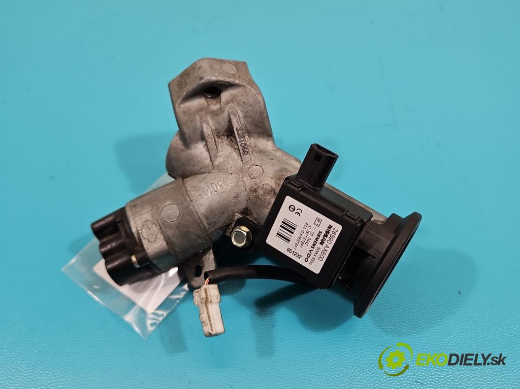 Nissan Micra K12 2003-2010 1.2 16V 65 HP manual 48 kW 1240 cm3 5- Spínačka  (Spínacie skrinky a kľúče)