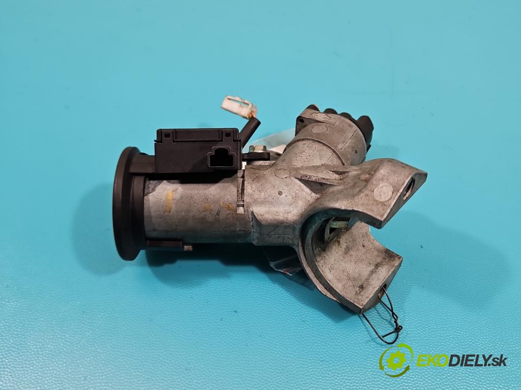 Nissan Micra K12 2003-2010 1.2 16V 65 HP manual 48 kW 1240 cm3 5- Spínačka  (Spínacie skrinky a kľúče)